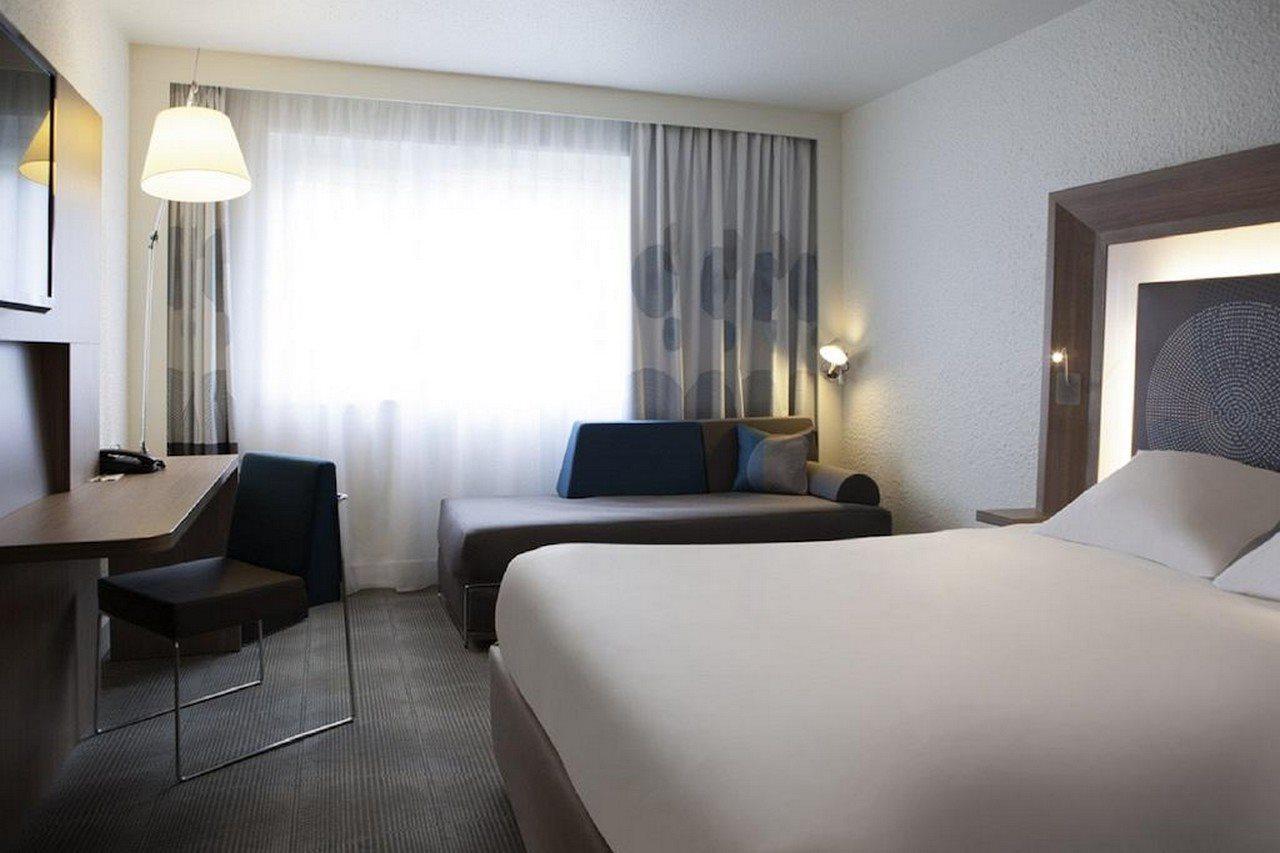 Novotel Fontainebleau Ури Экстерьер фото