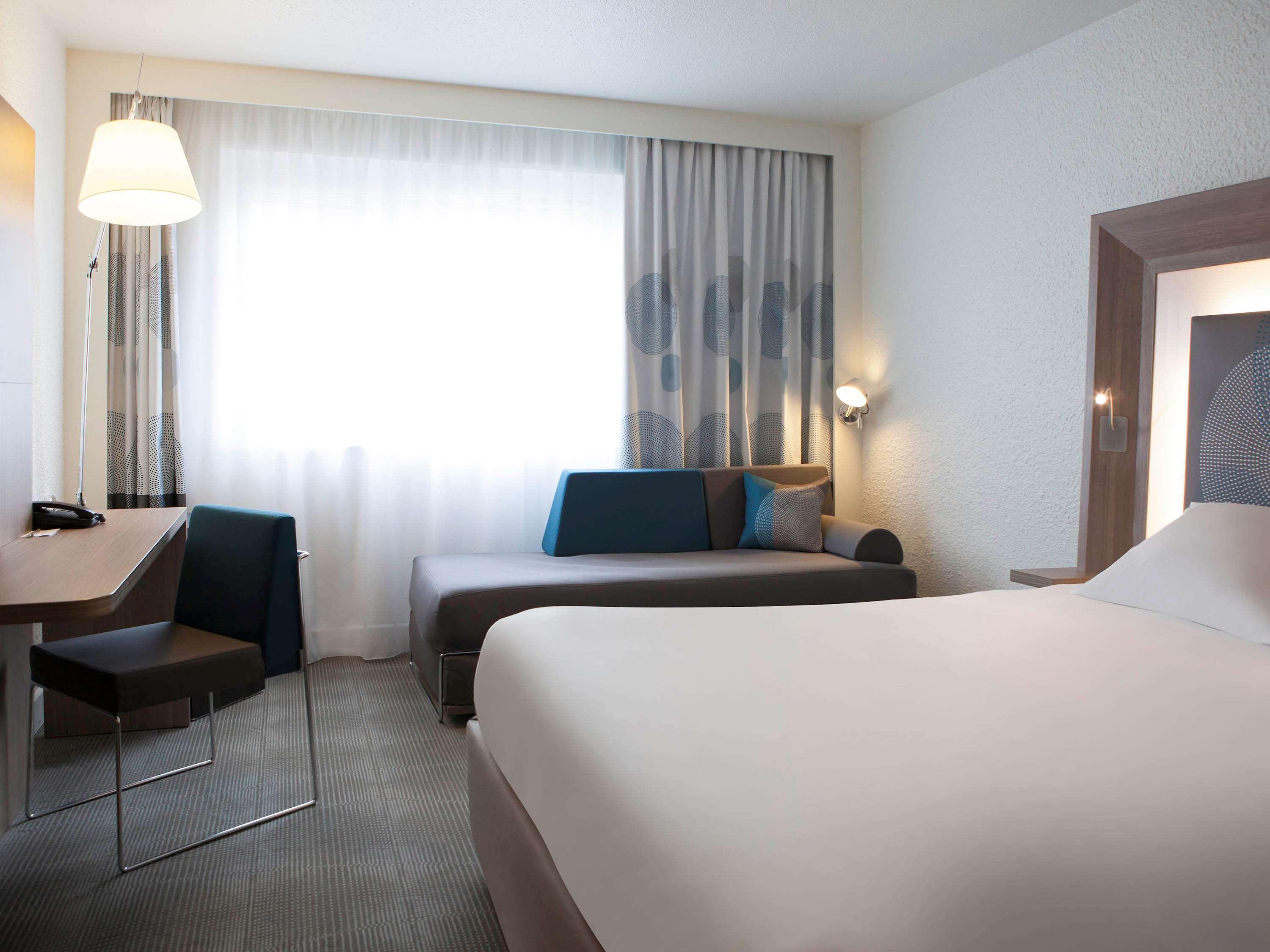 Novotel Fontainebleau Ури Экстерьер фото