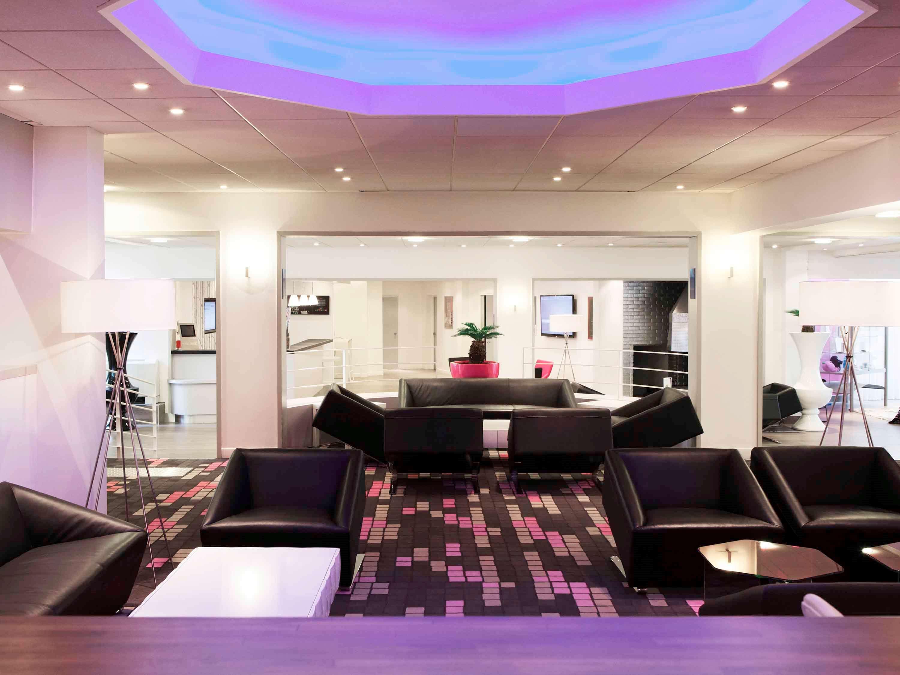 Novotel Fontainebleau Ури Экстерьер фото